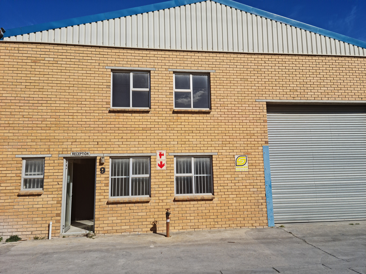 To Let commercial Property for Rent in Broadlands Western Cape